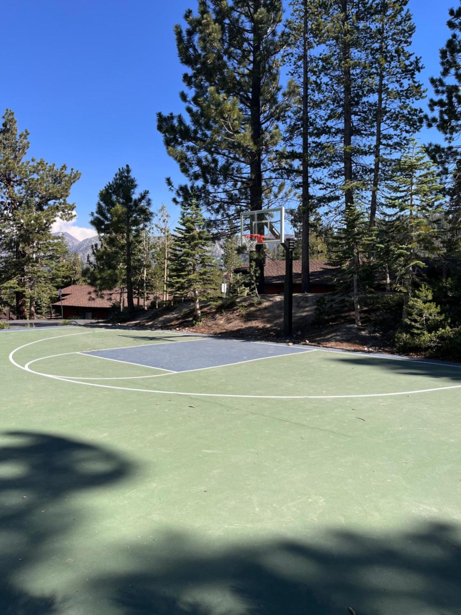 Tastefully Remodeled Condo At Mammoth Ski & Racquet Club, Hot Tub, Garage, 10 Min Walk To Ski Lifts Mammoth Lakes Luaran gambar