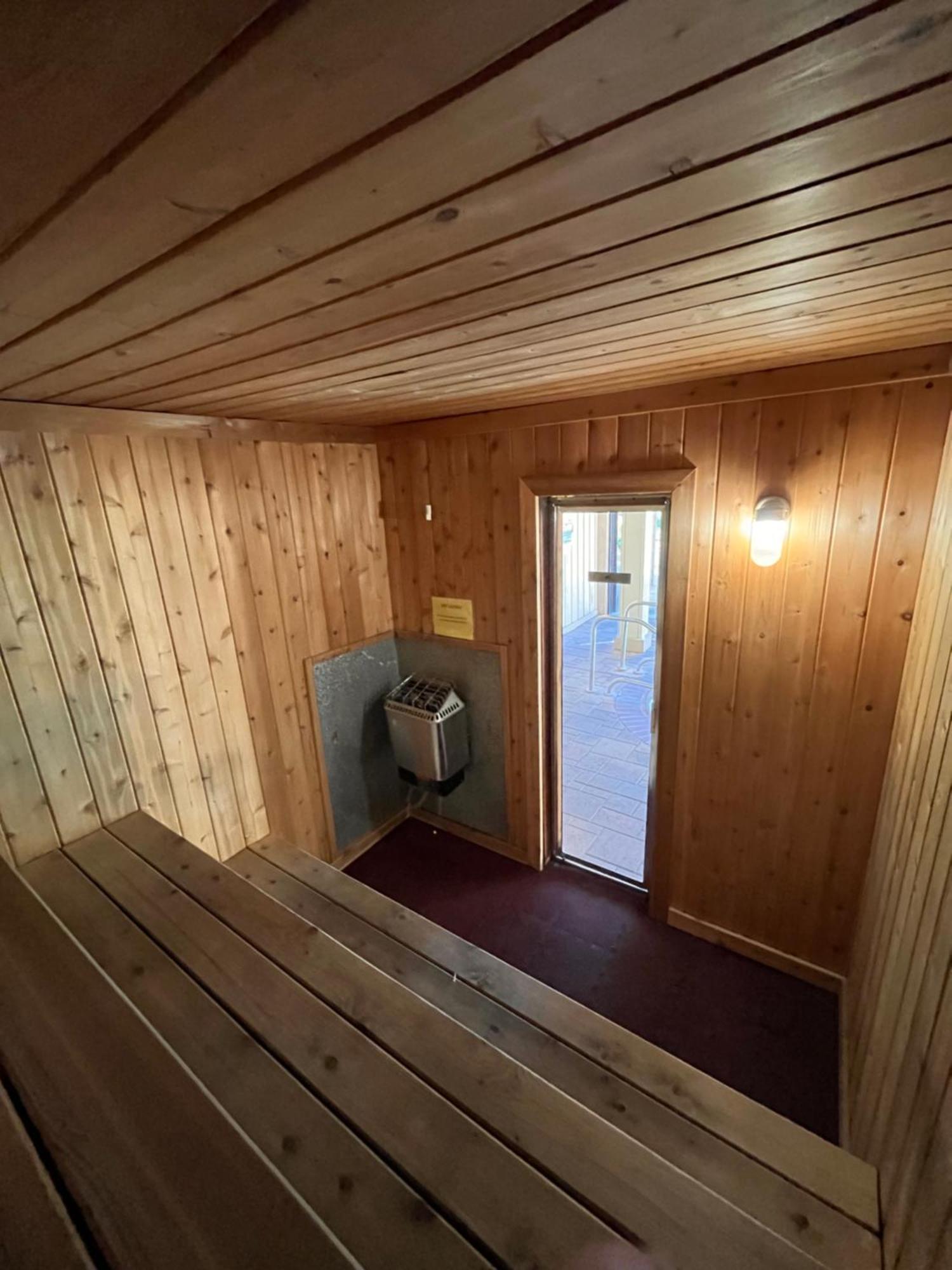 Tastefully Remodeled Condo At Mammoth Ski & Racquet Club, Hot Tub, Garage, 10 Min Walk To Ski Lifts Mammoth Lakes Luaran gambar