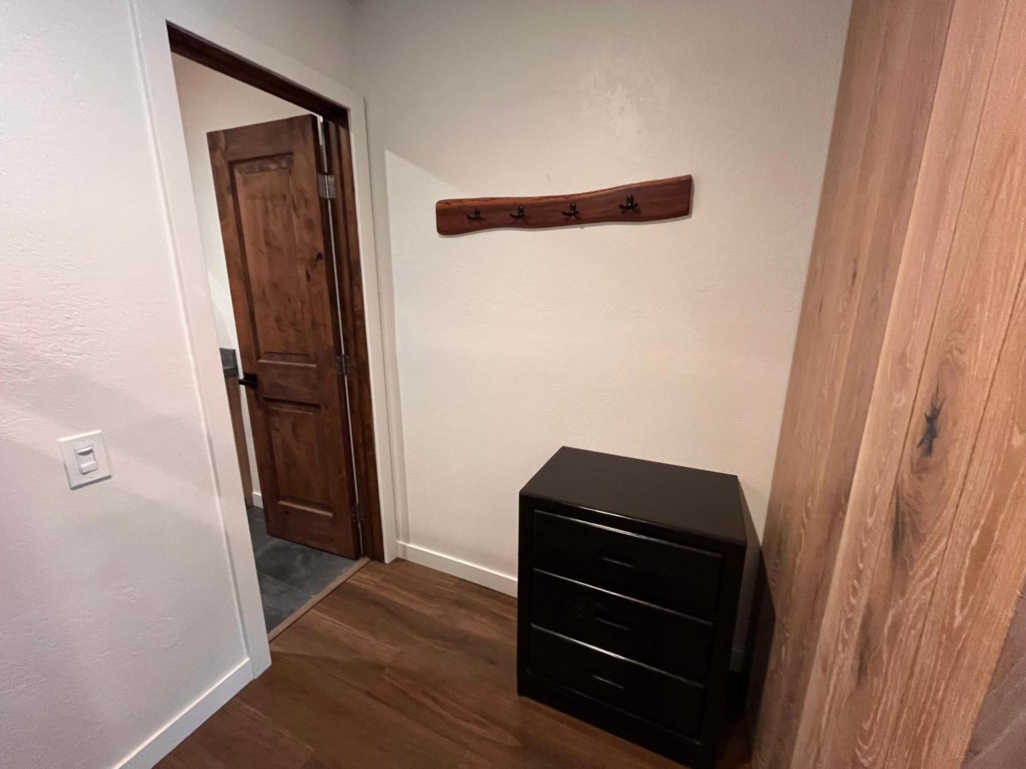 Tastefully Remodeled Condo At Mammoth Ski & Racquet Club, Hot Tub, Garage, 10 Min Walk To Ski Lifts Mammoth Lakes Luaran gambar